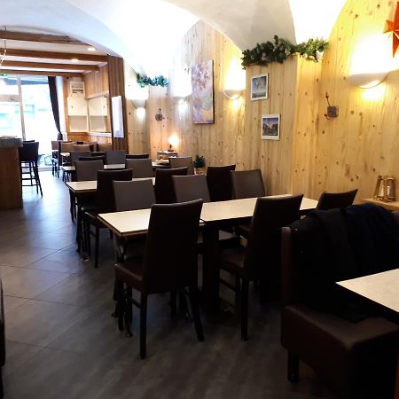 מוטייה Hotel Du Faubourg מראה חיצוני תמונה